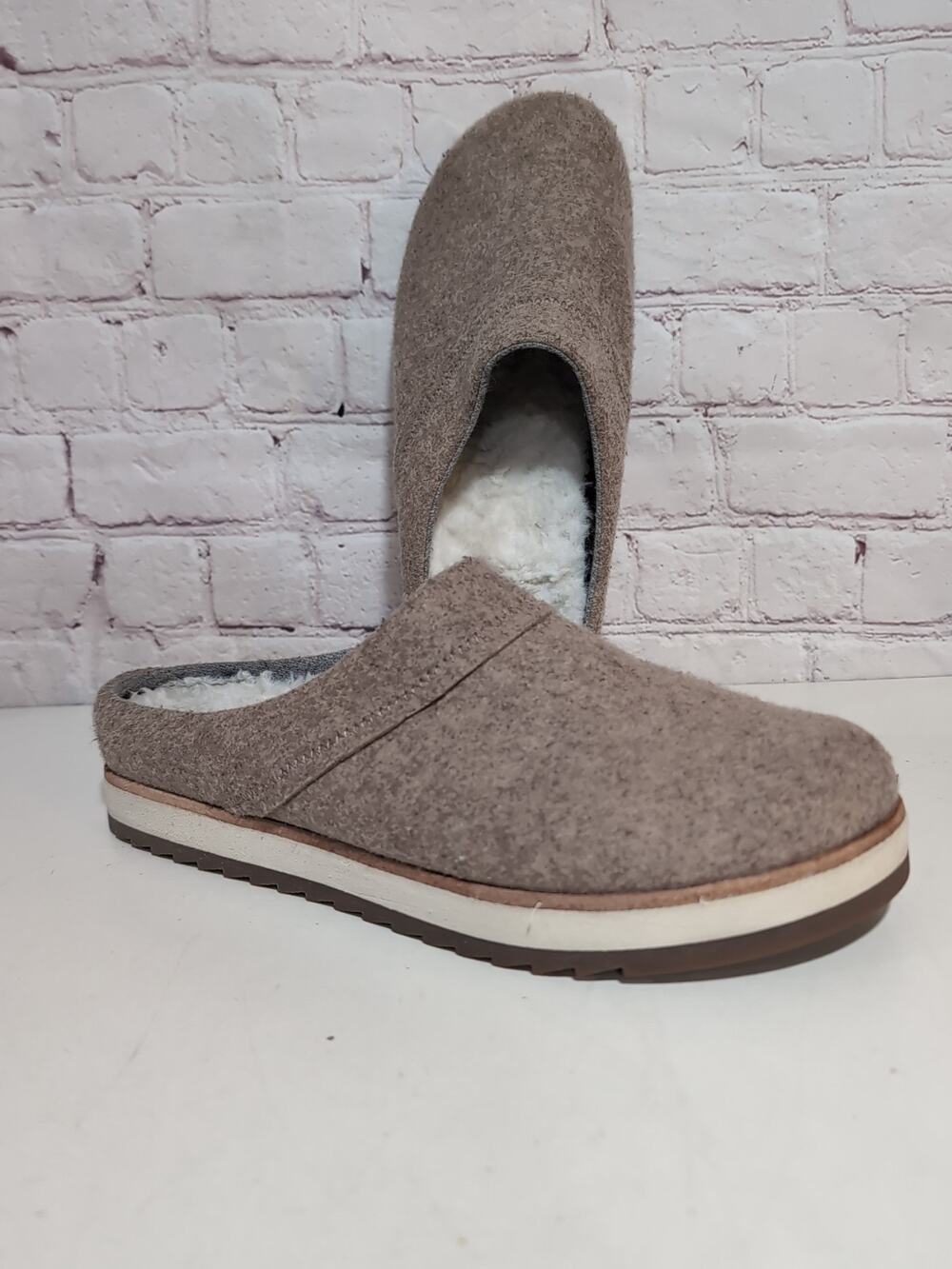 Merrell Juno Wool Clogs Women's Sz 9.5 Beige Sherpa Lining Slip On Mule Comfort